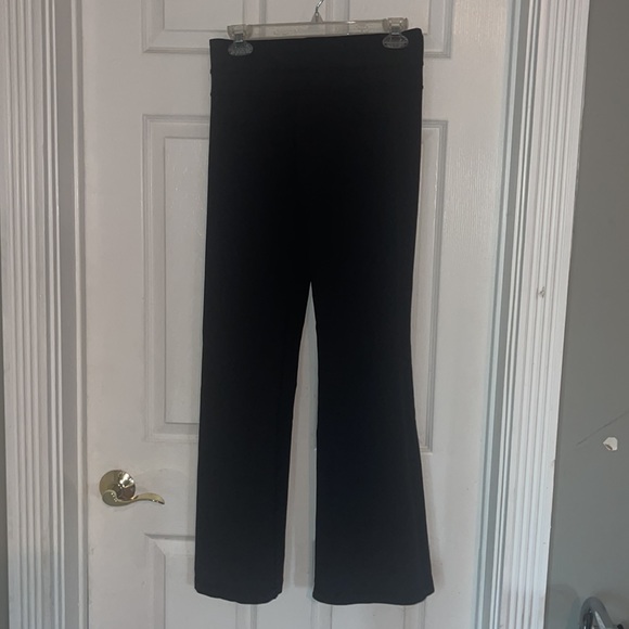 Lululemon Groove Reversible condition is 8/10 my personal favorite - Picture 3 of 3